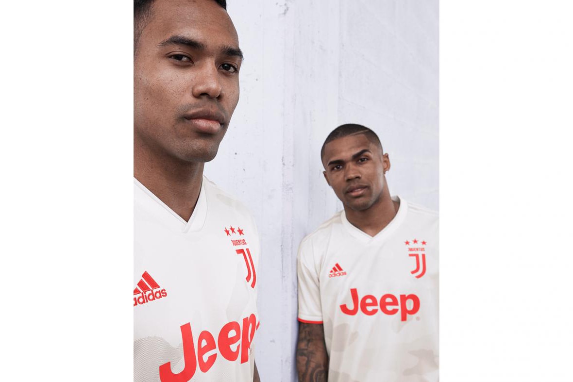 Photo Juventus maillot extérieur 2019/2020