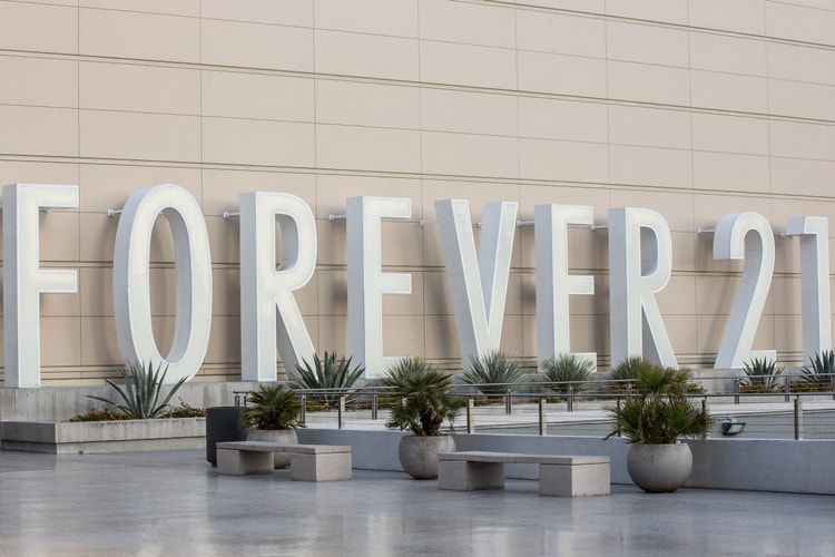 Forever 21 s'apprêterait à faire faillite