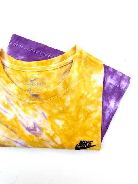 Photo Maison Mère Nike tie and dye