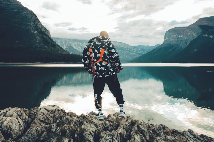 PUMA et Helly Hansen s'associent pour une collection streetwear en hommage aux 90's