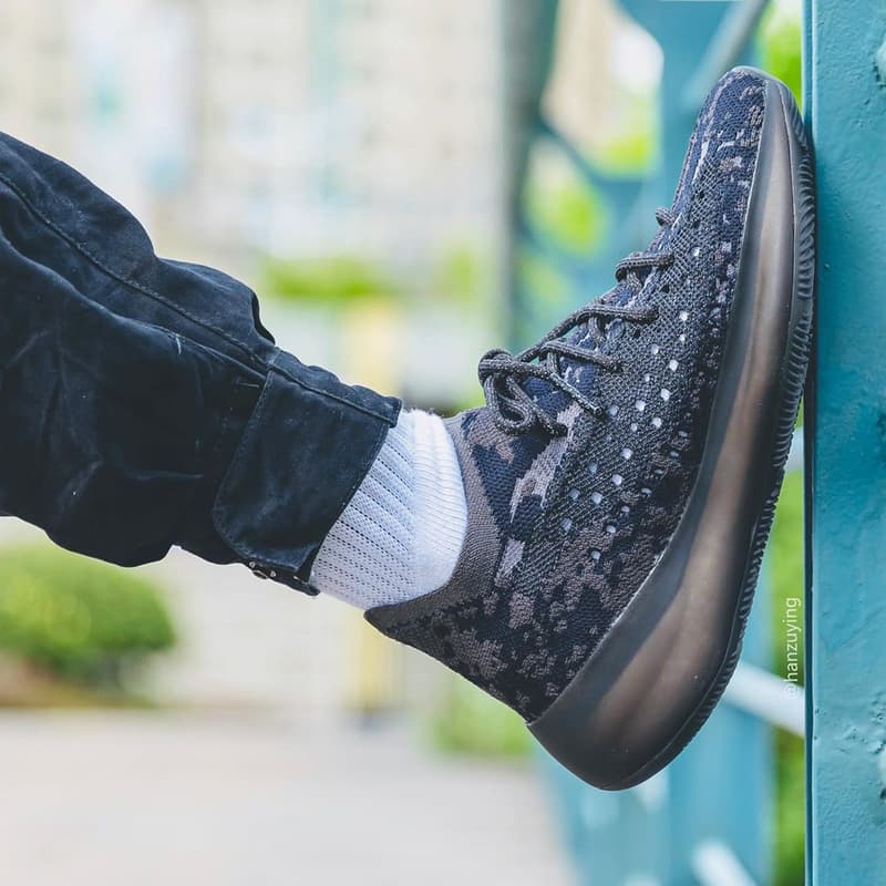 Photo YEEZY 350 V3