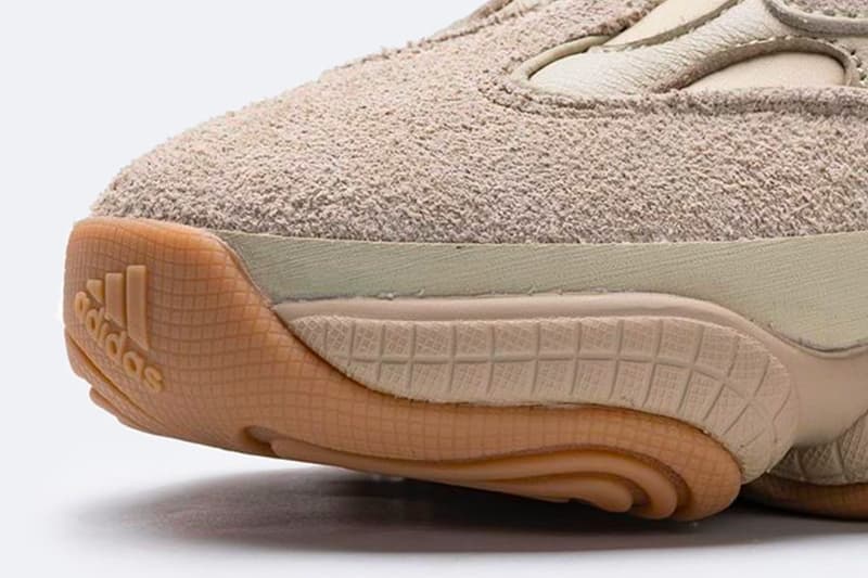 Photo YEEZY 500 "Stone"