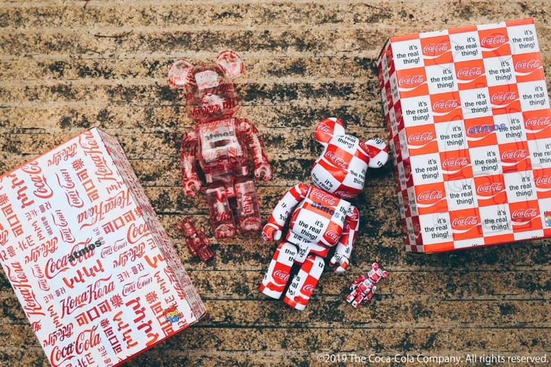 Medicom Toy fait équipe avec Coca-Cola autour de deux BE@RBRICK