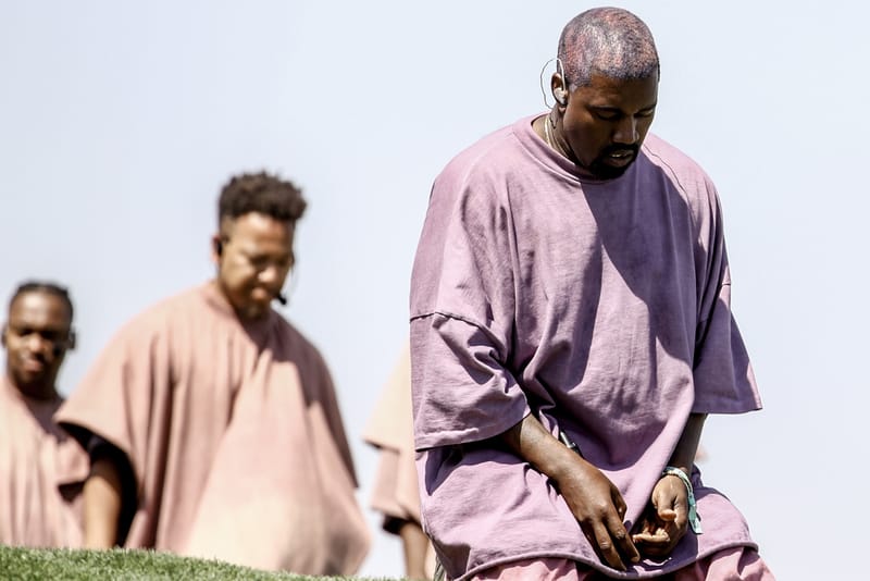 Twitter trolle Kanye West après le nouveau report de la sortie de "Jesus is King"