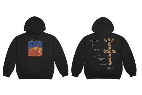 Travis Scott droppe de nouvelles pièces de son merch "Highest in the room"
