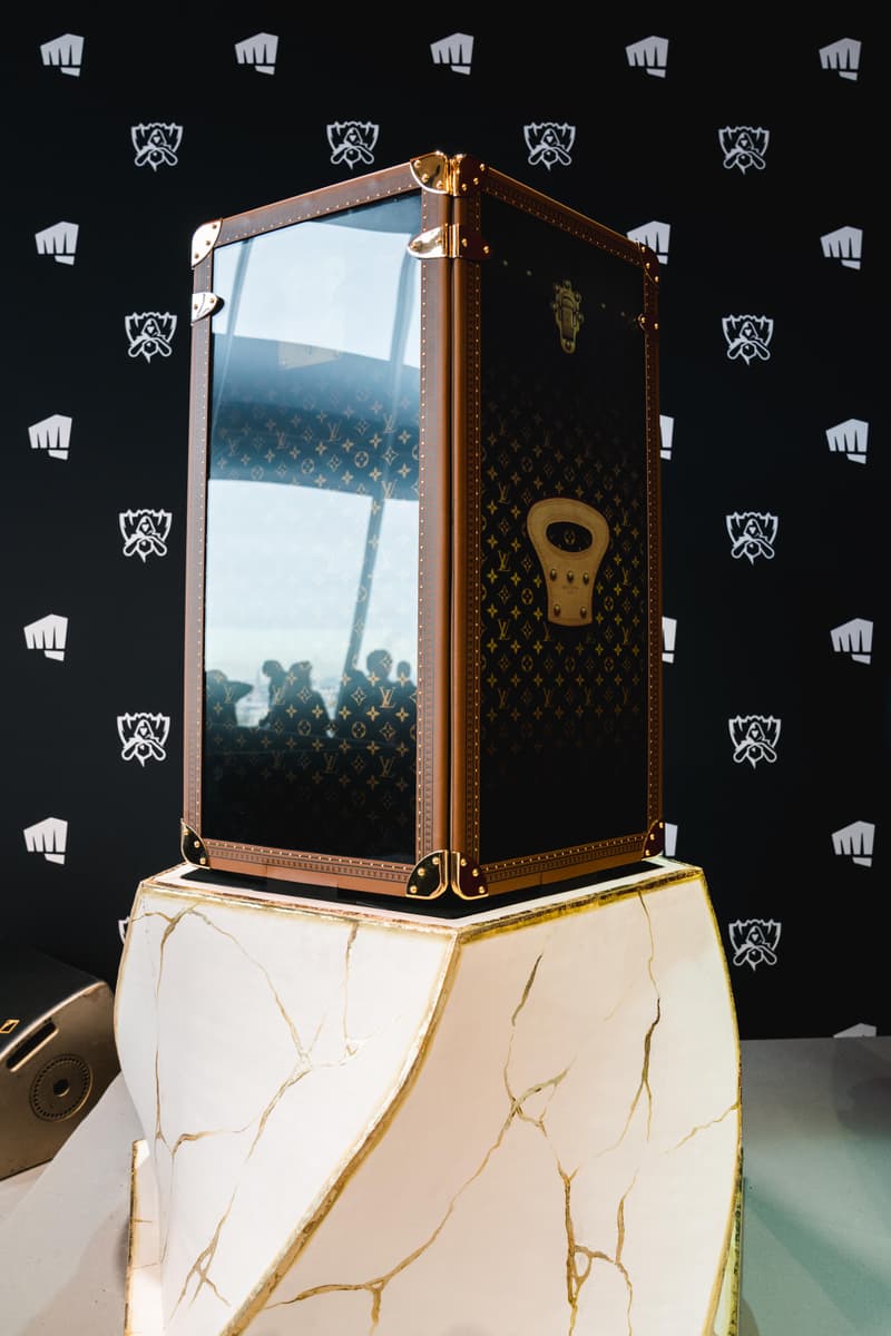 Louis Vuitton : Tous les secrets de la malle imaginée pour le trophée de League of Legends ...