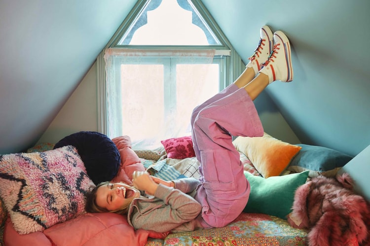 La star de Stranger Things Millie Bobby Brown et Converse dévoilent une deuxième collection de sneakers personnalisables