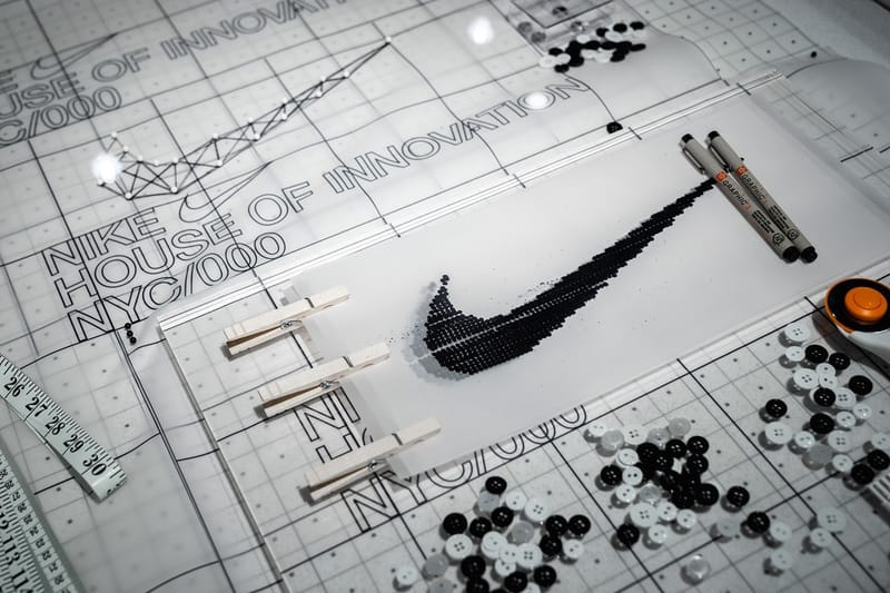 Nike se lance dans les sneakers à enfiler sans les mains