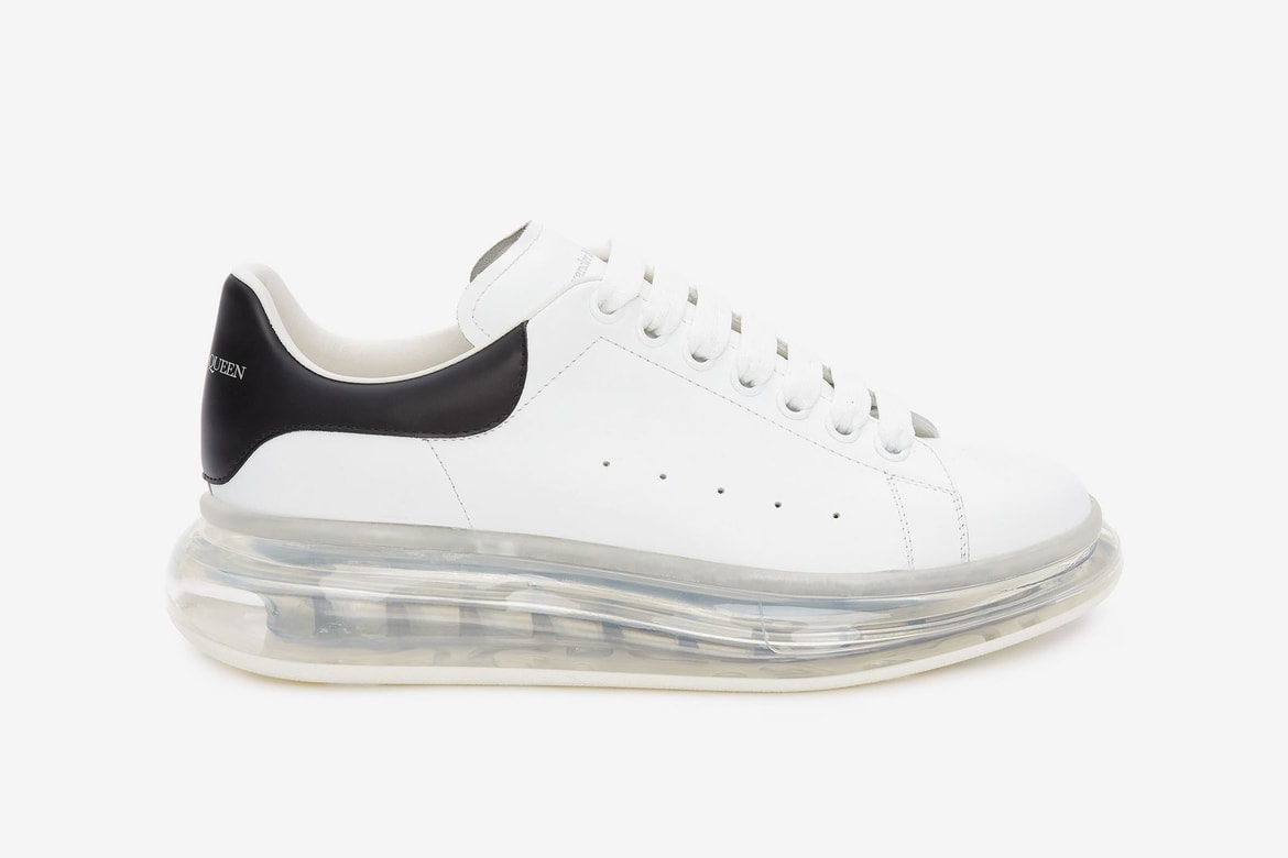 Alexander Mcqueen La Sneaker Oversize S Habille D Une Bulle D Air Hypebeast