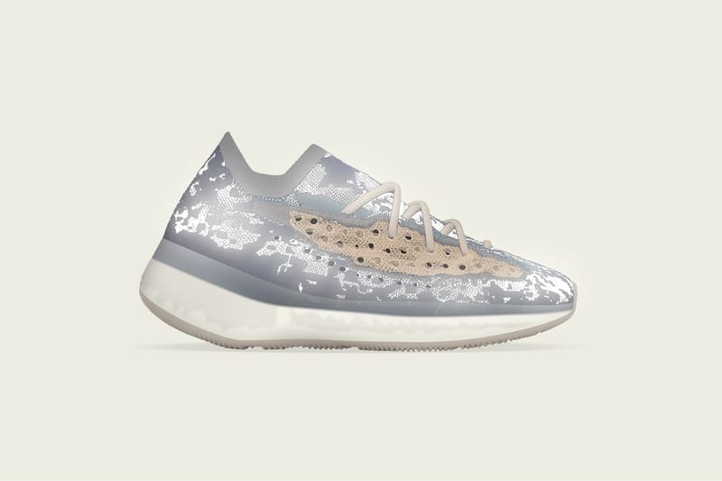 Un premier aperçu et une date de sortie potentielle pour la YEEZY BOOST 380 "Mist"