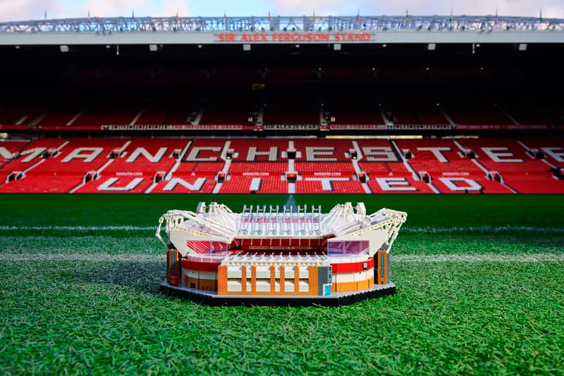 Le stade emblématique d’Old Trafford de Manchester United reconstruit par LEGO