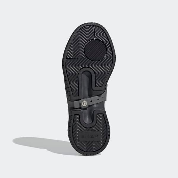 Photo adidas x OAMC