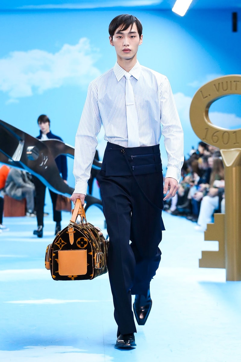 Louis Vuitton : Les looks du défilé Automne/Hiver 2020 à la Fashion Week de  Paris