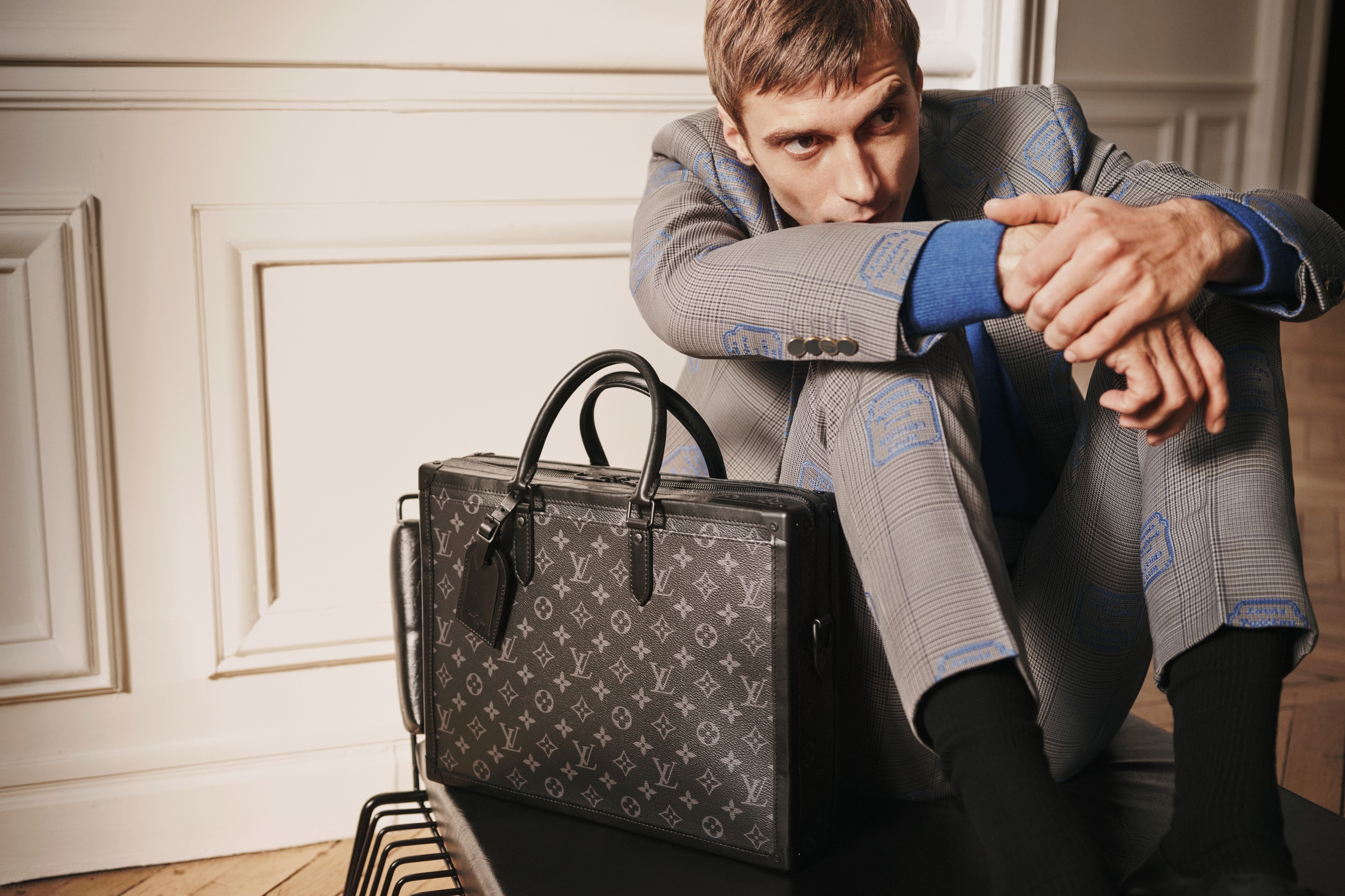 Louis Vuitton présente ses nouveaux sacs Homme imaginés par Virgil Abloh
