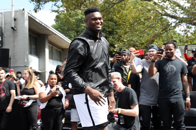 Le joueur NBA Zion Williamson dévoile une pièce de la prochaine collab entre Jordan et le PSG