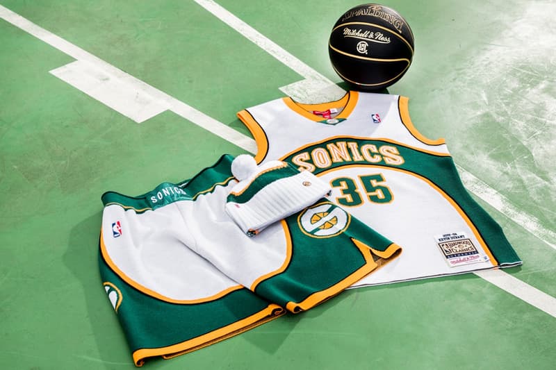 Photos CLOT x Mitchell & Ness