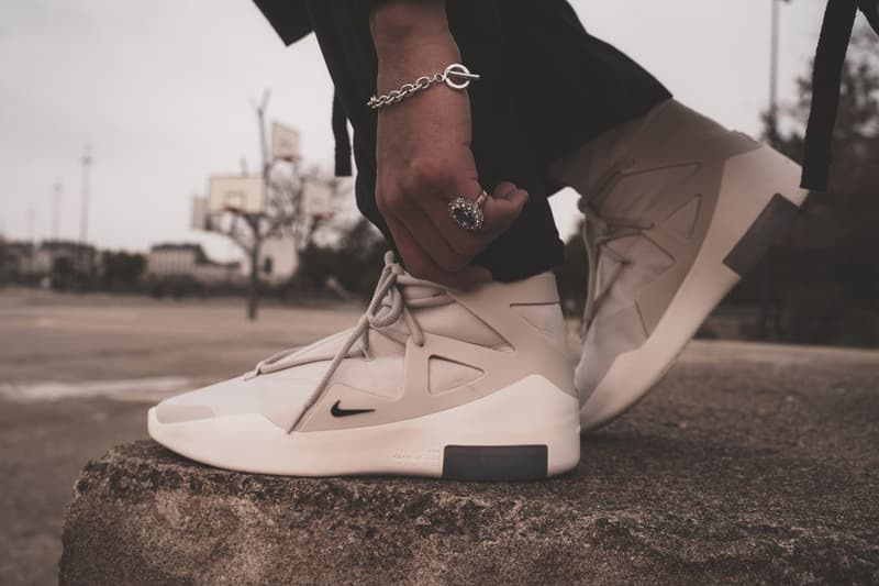 Photo Nike Air Fear of God 1 "Black Suede"