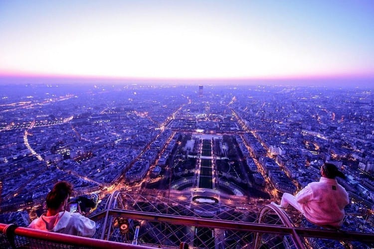 Les clichés emblématiques de PNL expliqués par leur photographe, Anthony Ghnassia