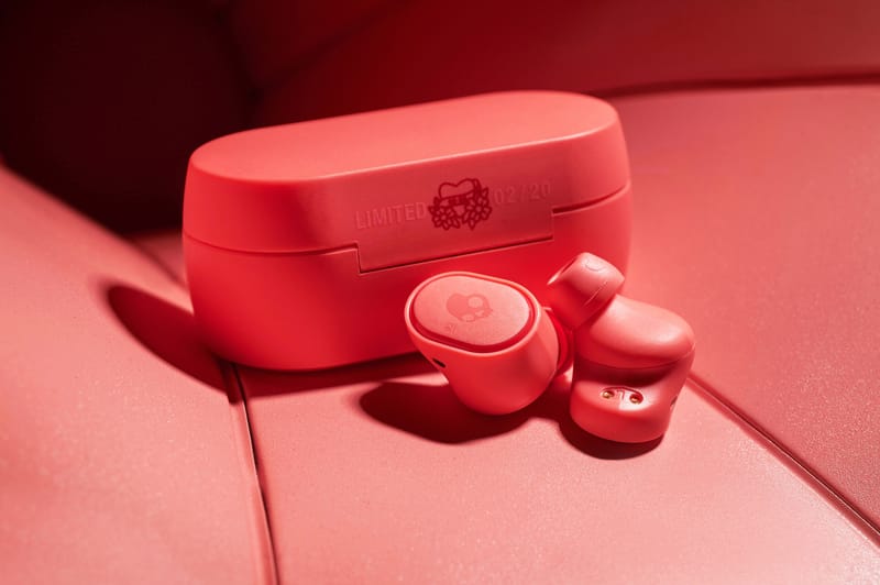 Skullcandy dévoile ses nouveaux écouteurs sans fils "Passionate Coral" en édition limitée pour le mois de février