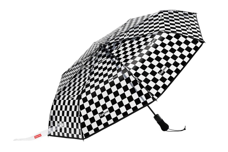 Photo Printemps/Été 2020 de Supreme accessoires