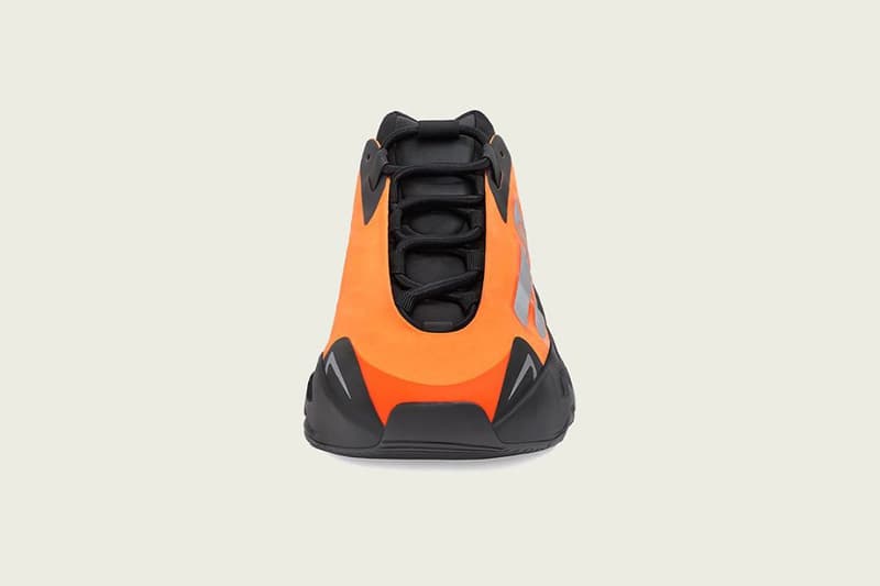 YEEZY BOOST 700 MNVN Orange