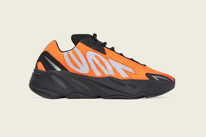 YEEZY BOOST 700 MNVN Orange