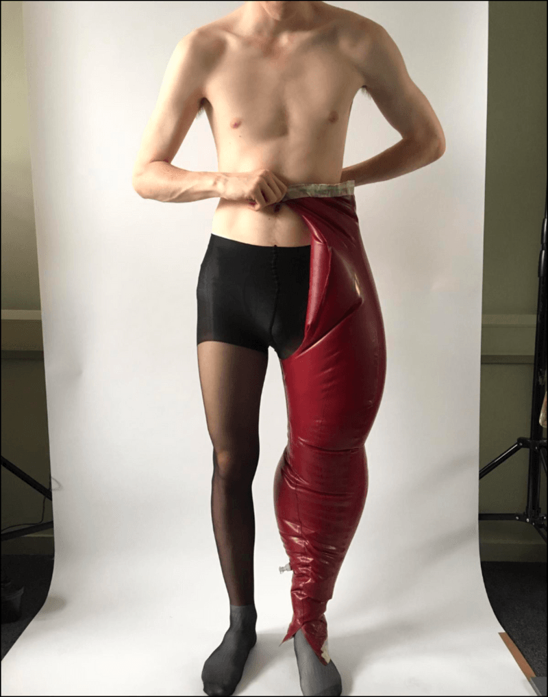 Les pantalons gonflables d'Harikrishnan, véritable critique des proportions actuelles