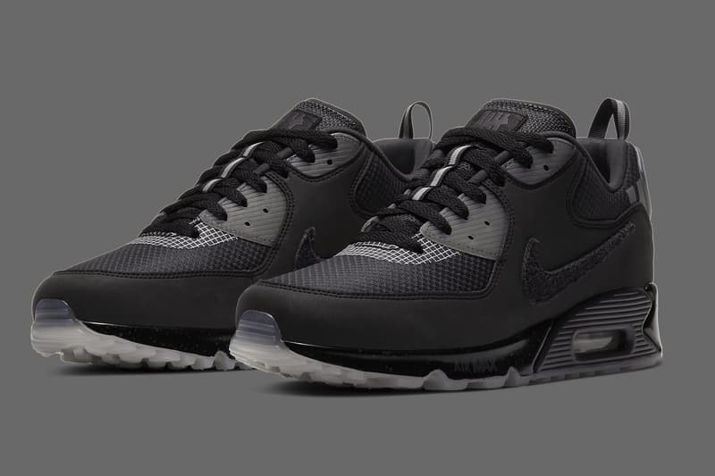 UNDEFEATED Nike Air Max 90