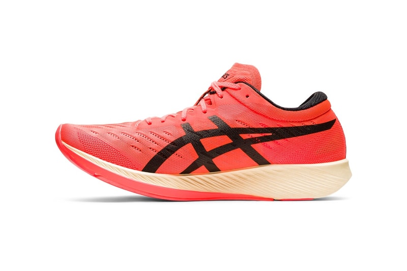 Photo ASICS pack Sunrise Red