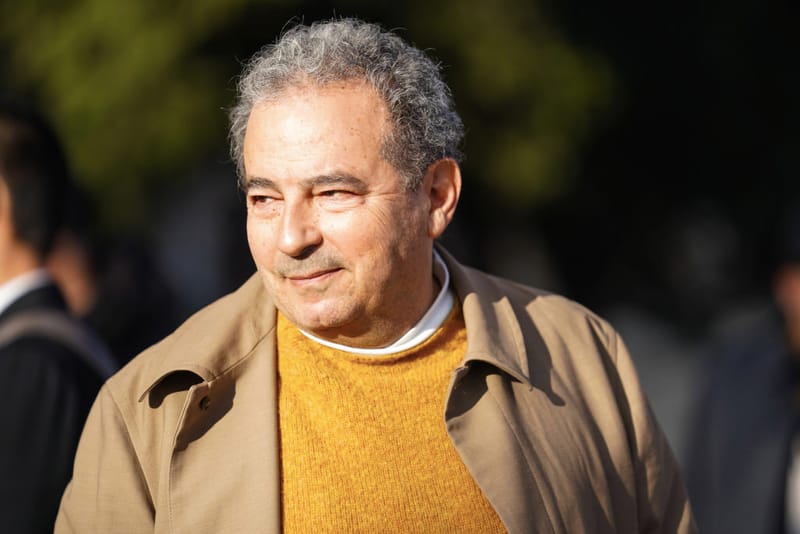 "Je ne pense pas vouloir encore appartenir à ce cirque" - Les mots durs de Jean Touitou à propos de l'industrie de la mode