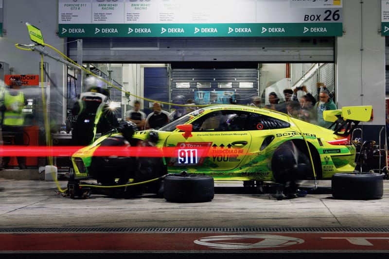 Un documentaire inédit nous plonge dans les coulisses de l'équipe Porsche aux 24h du Mans