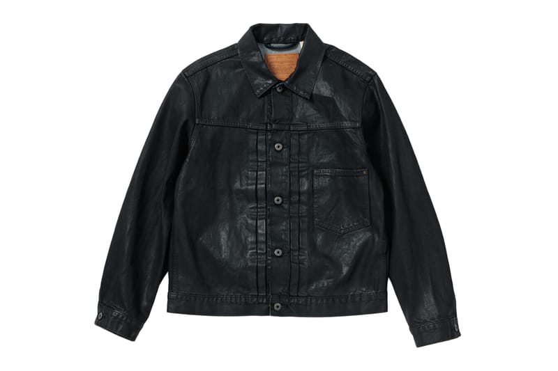 BIOTOP réinvente l’iconique Levi’s Type I Trucker avec un revêtement noir appliqué à la main