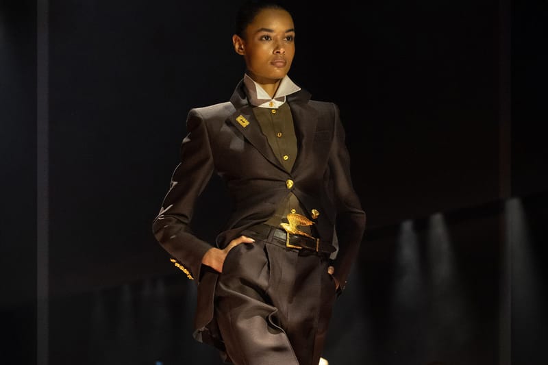 Daniel Roseberry perce le mystère de « The Sphynx » pour la collection Automne/Hiver 2026 de Schiaparelli