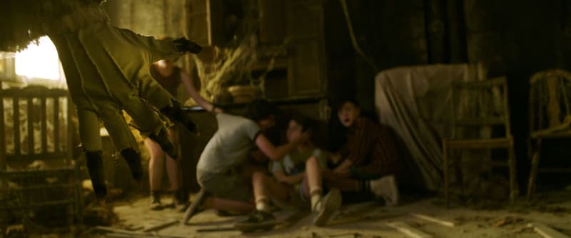 BERRICS FILM SOCIETY: "IT" REVIEW -- By Steve Berra