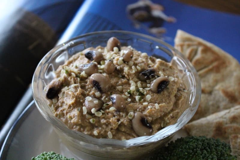 SMOOTH AS BA HUMMUS: SALAD GRINDS & BEAN PLANTS #63