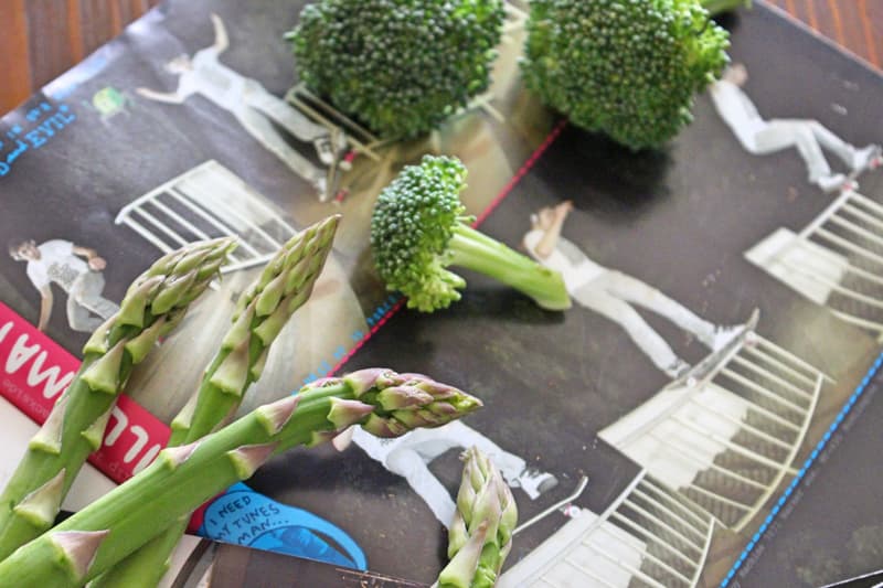 THE B ROLL STIR FRY: SALAD GRINDS & BEAN PLANTS #68