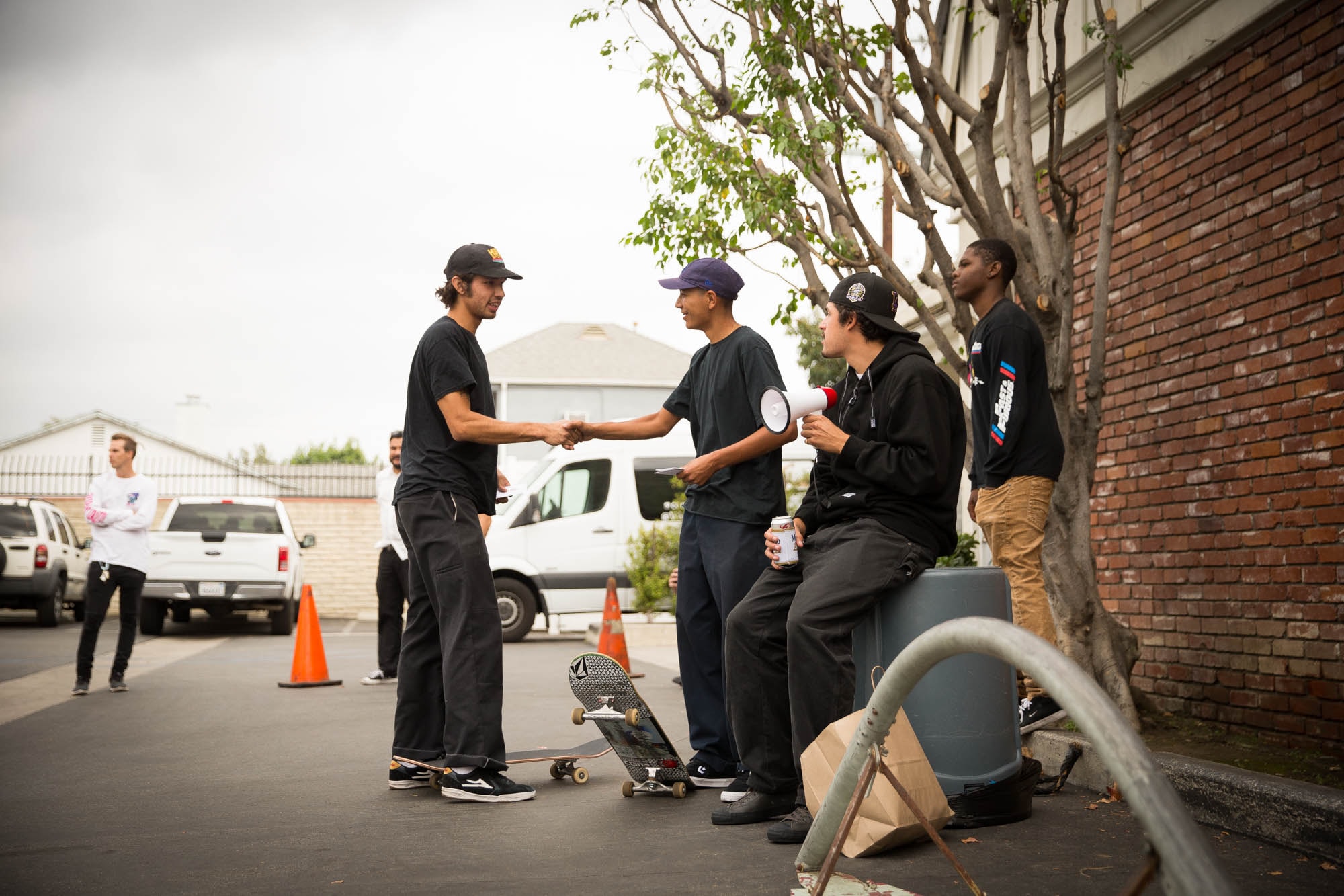 Yoonivision: CONS' Skate Shop Pit Stop With Louie Lopez