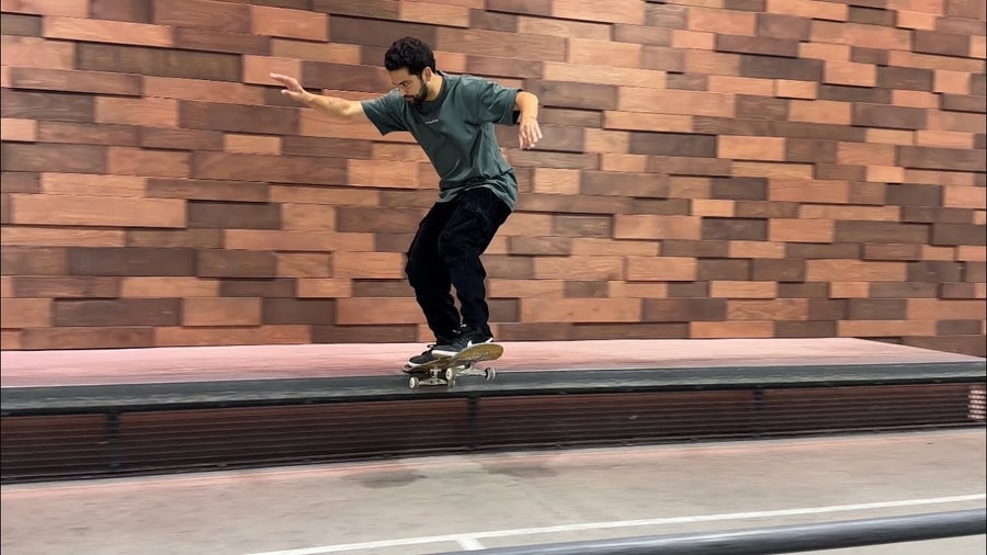 Paul Rodriguez Teaches You How To Backside Noseslide