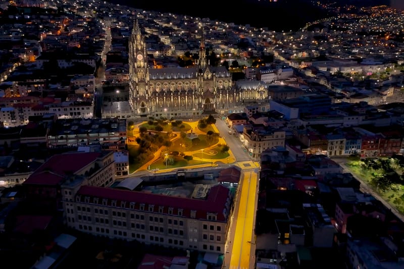 Estudio Felipe Escudero’s Mile-Long Stripe Brings Life to Quito