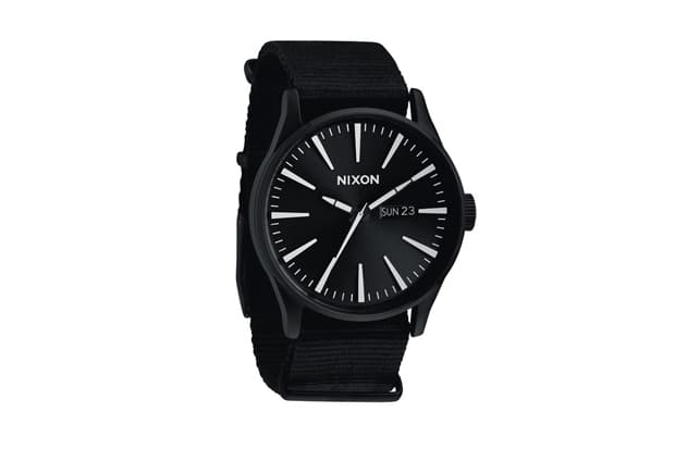 Nixon 2012 Spring/Summer “Nylon: All Black’夏天系列