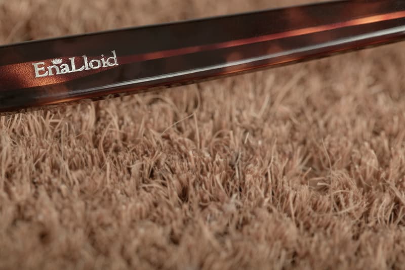 EnaLloid 2012年最新眉架鏡框款式