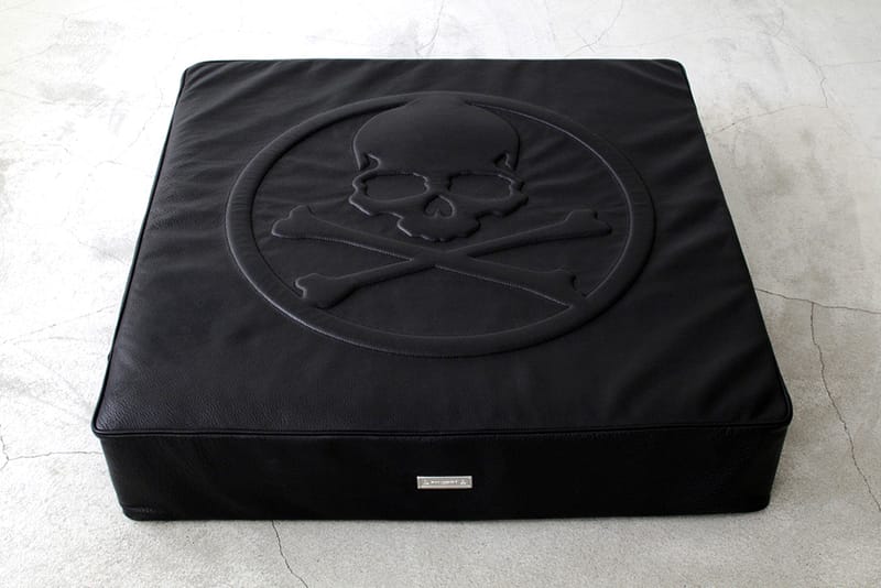 mastermind JAPAN x BUILDING 皮革製坐墊