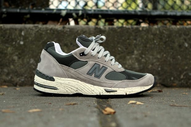  New Balance “Grey Speckle” 991 鞋款