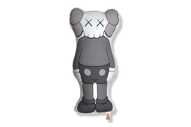 OriginalFake KAWS Companion 墊子