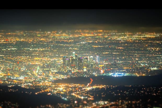 Colin Rich 捕捉到獨特天使之城 Los Angeles 的絢麗夜晚視頻短片