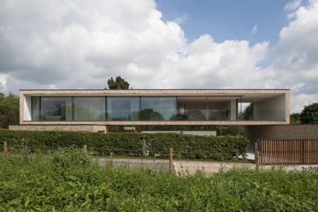 John Pardey Architects 及 Strom Architects 呈獻：Hurst House 建築藝術設計