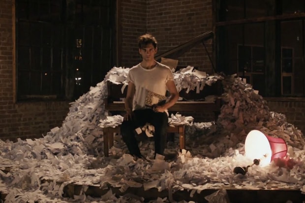 MIKA featuring Pharrell – 單曲 Celebrate 音樂錄像