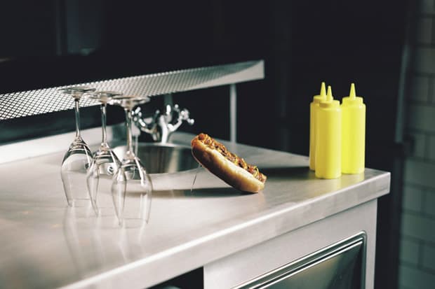 倫敦全新獨特熱狗與香檳結合的概念名所時尚設計食府 Bubbledogs 