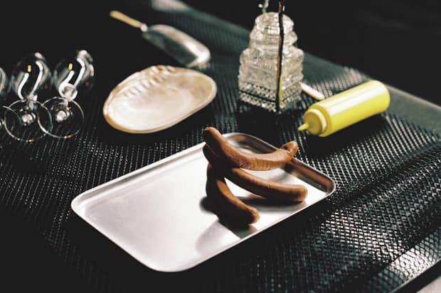 倫敦全新獨特熱狗與香檳結合的概念名所時尚設計食府 Bubbledogs 