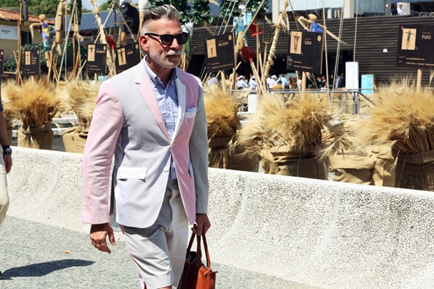 STREETFSN: 鎖定 Thom Browne 的紅、白、藍設計細節的街拍特輯